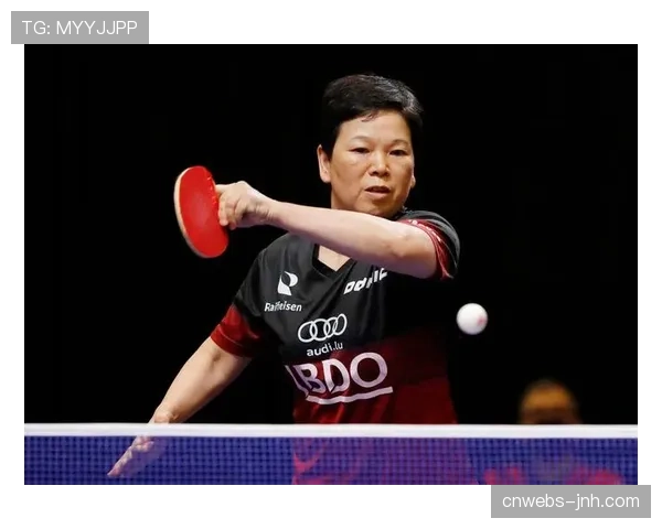 卢森堡选手Julien Henx50米蝶泳进A决赛，欧洲新秀崭露头角