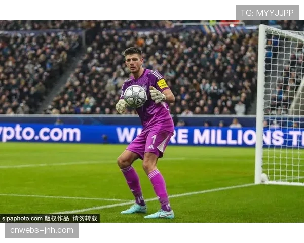 纽卡斯尔欧冠附加赛6-1狂胜卡拉巴赫，戈登半场大四喜